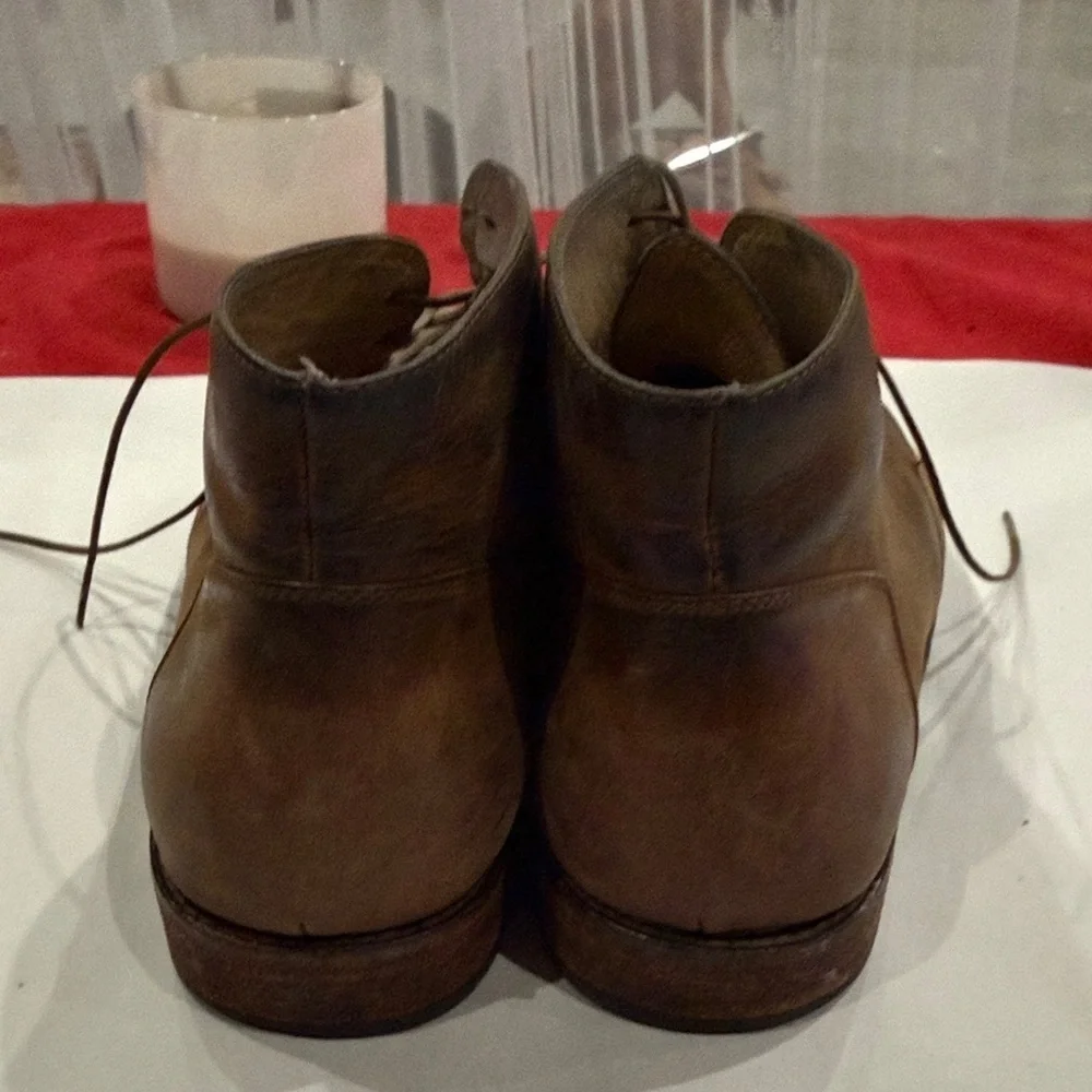 Nisolo Tan Leather Chukka Boots